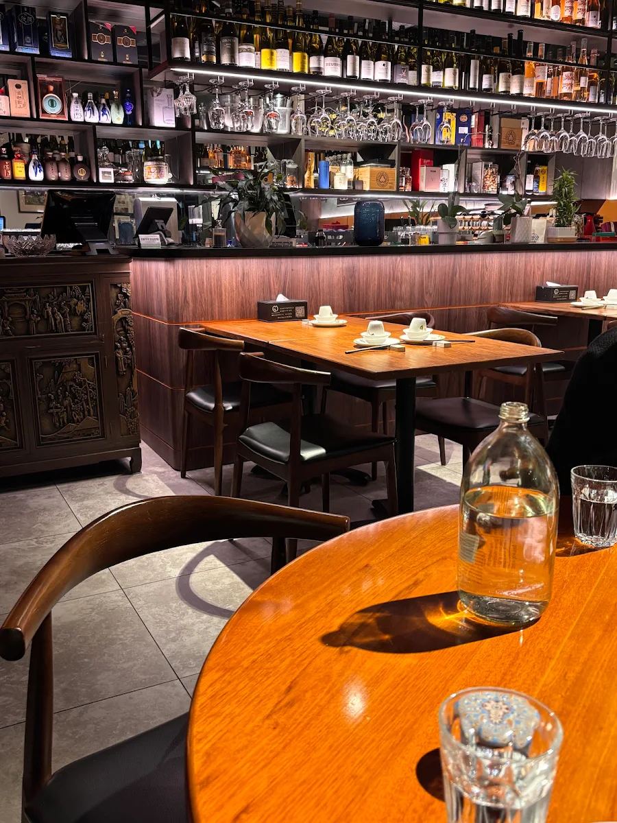 Vibe, The Chairman Restaurant | 湖南人湘菜馆