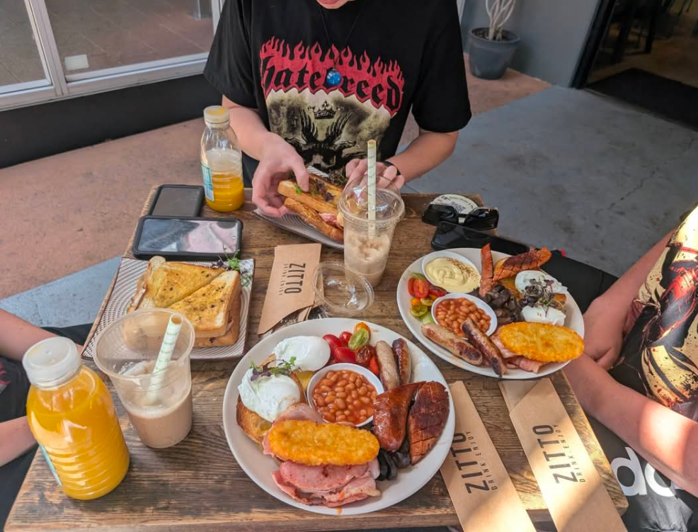 Food & drink, Zitto Elizabeth