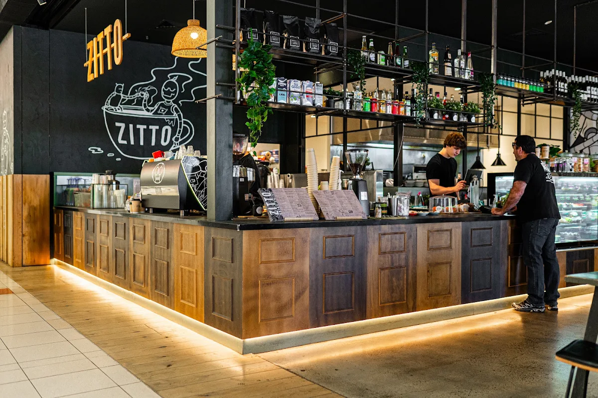 Vibe, Zitto Elizabeth
