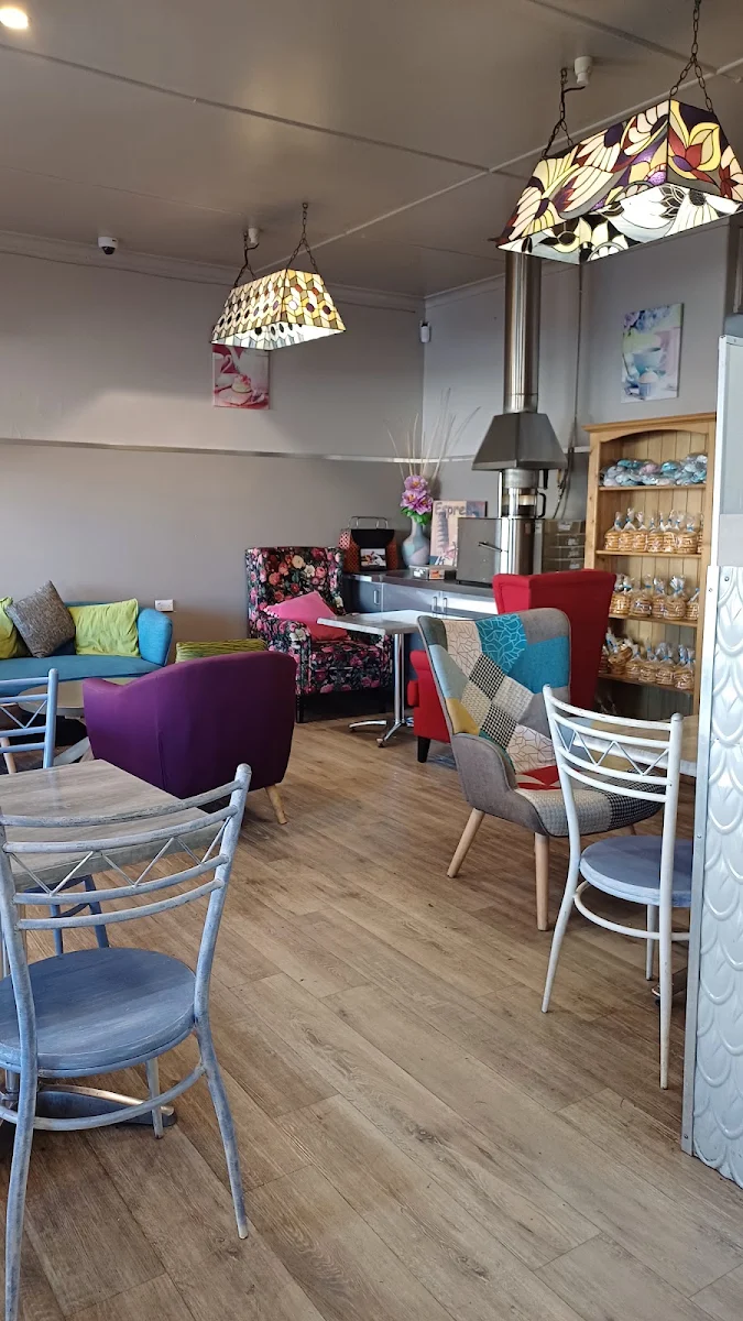 Vibe, Smeatons Bakery