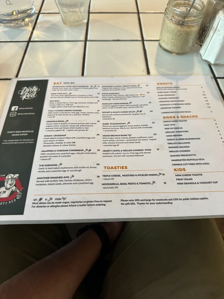Menu, Dirty Red Glebe