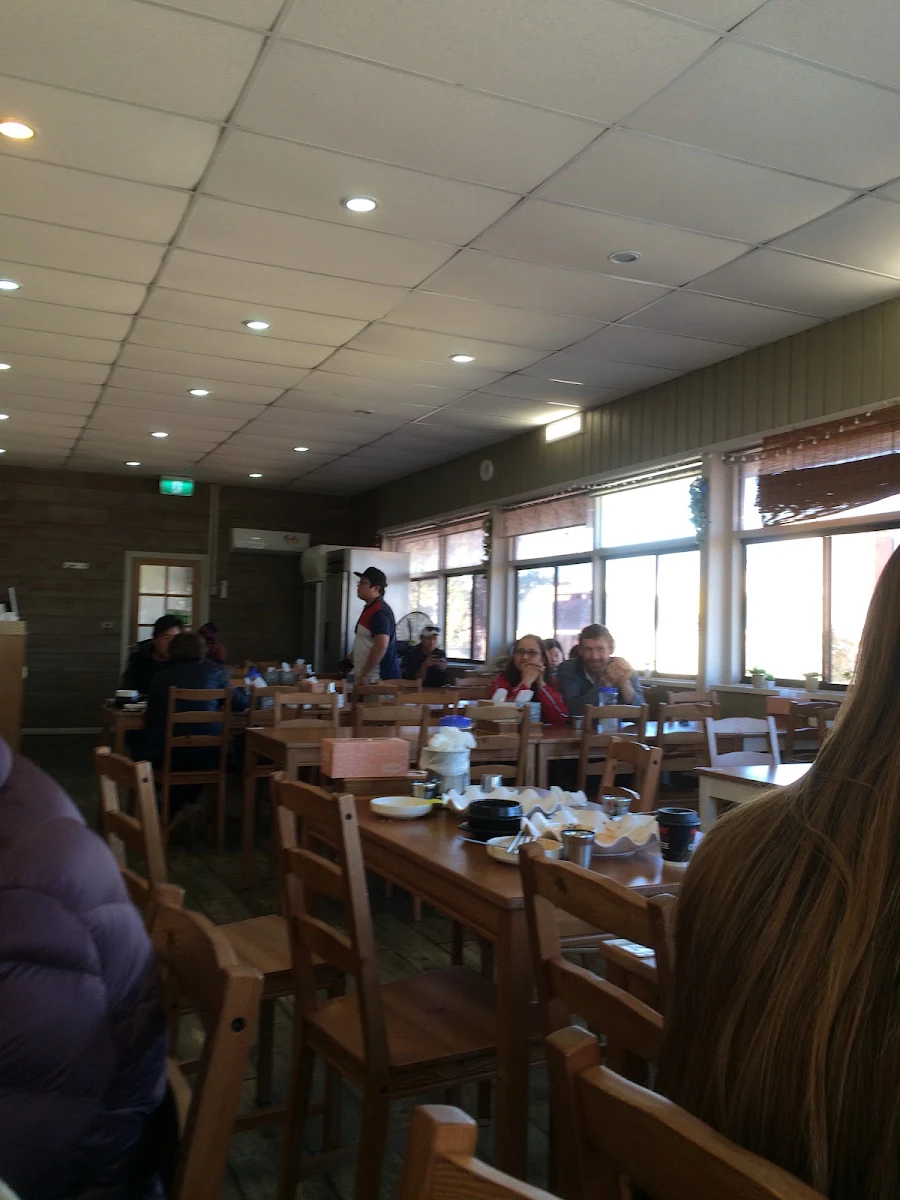 Vibe, Mami Restaurant