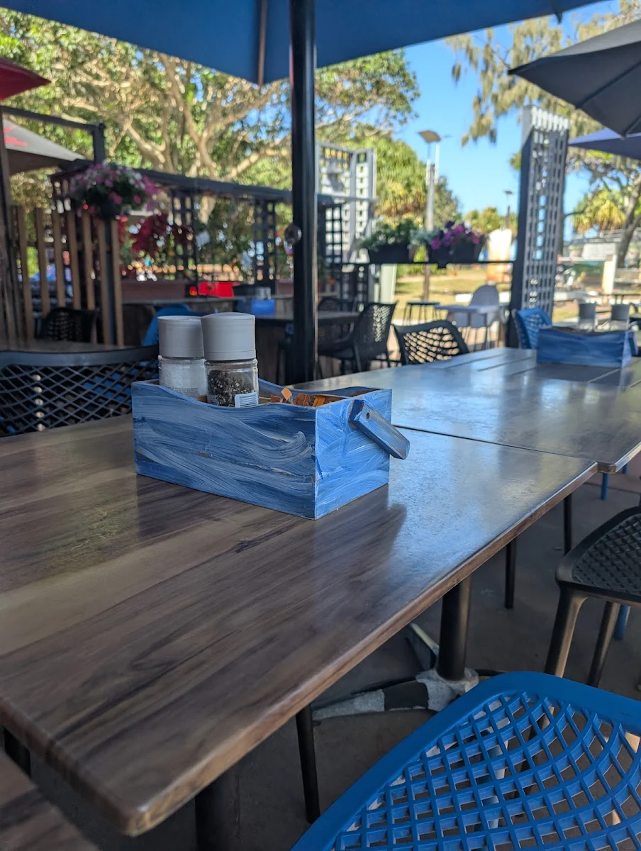 Vibe, Mokha Cafe Woorim