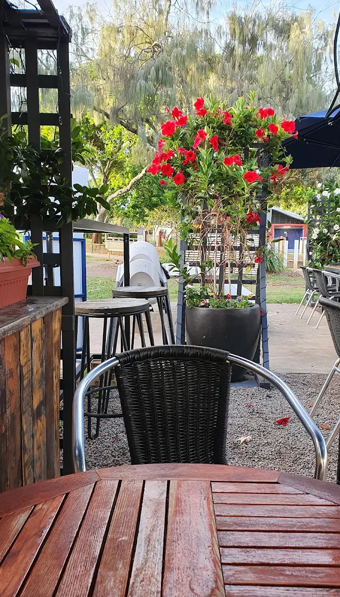 Vibe, Mokha Cafe Woorim