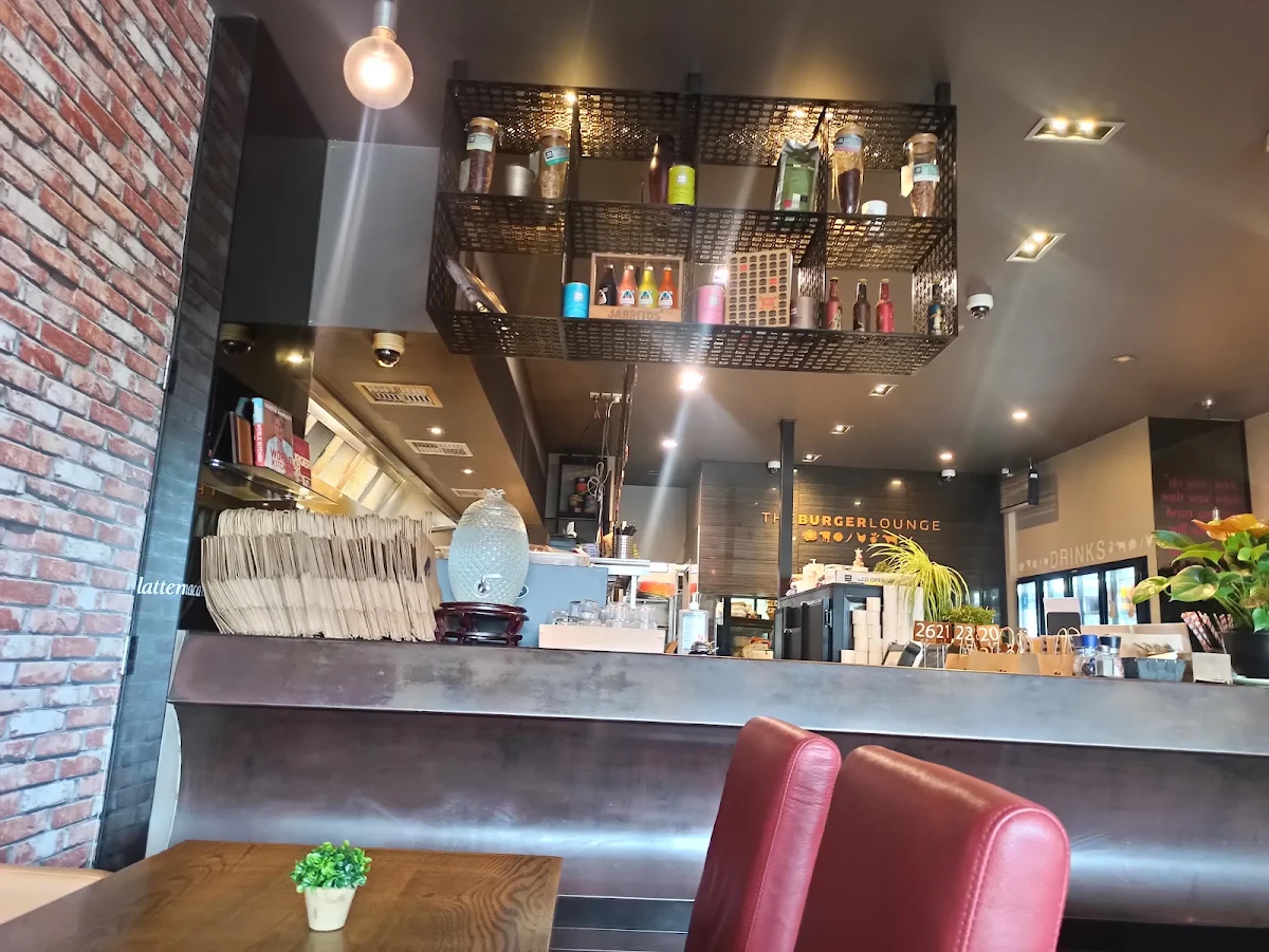 Vibe, The Burger Lounge