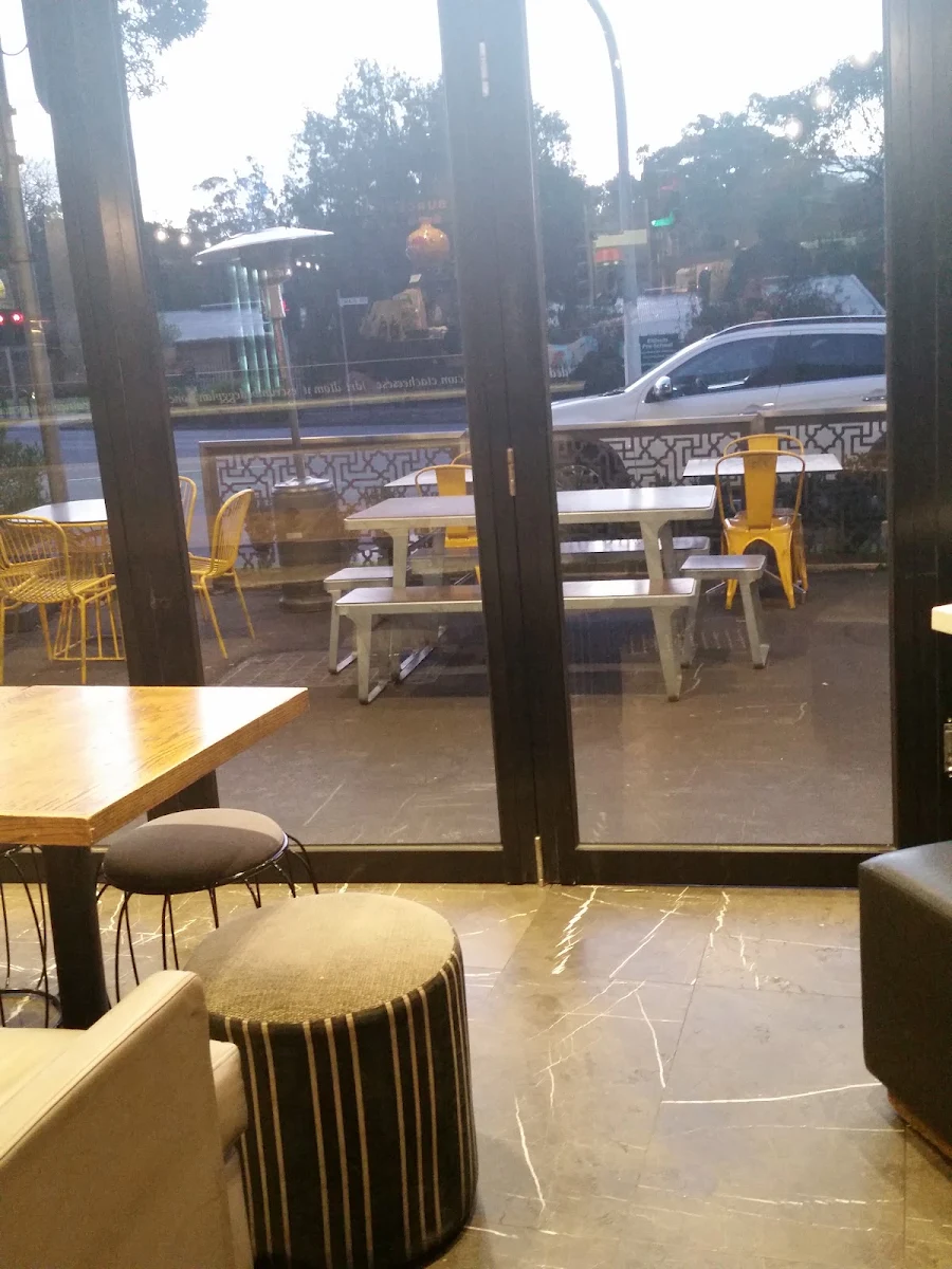 Vibe, The Burger Lounge
