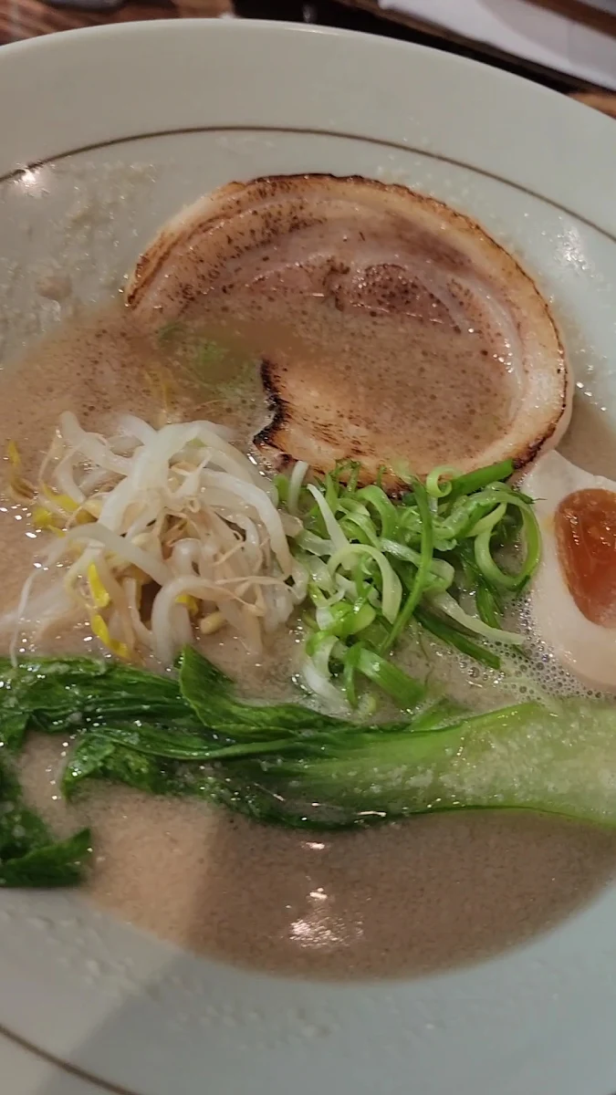 Vibe, Shujinko Ramen Russell