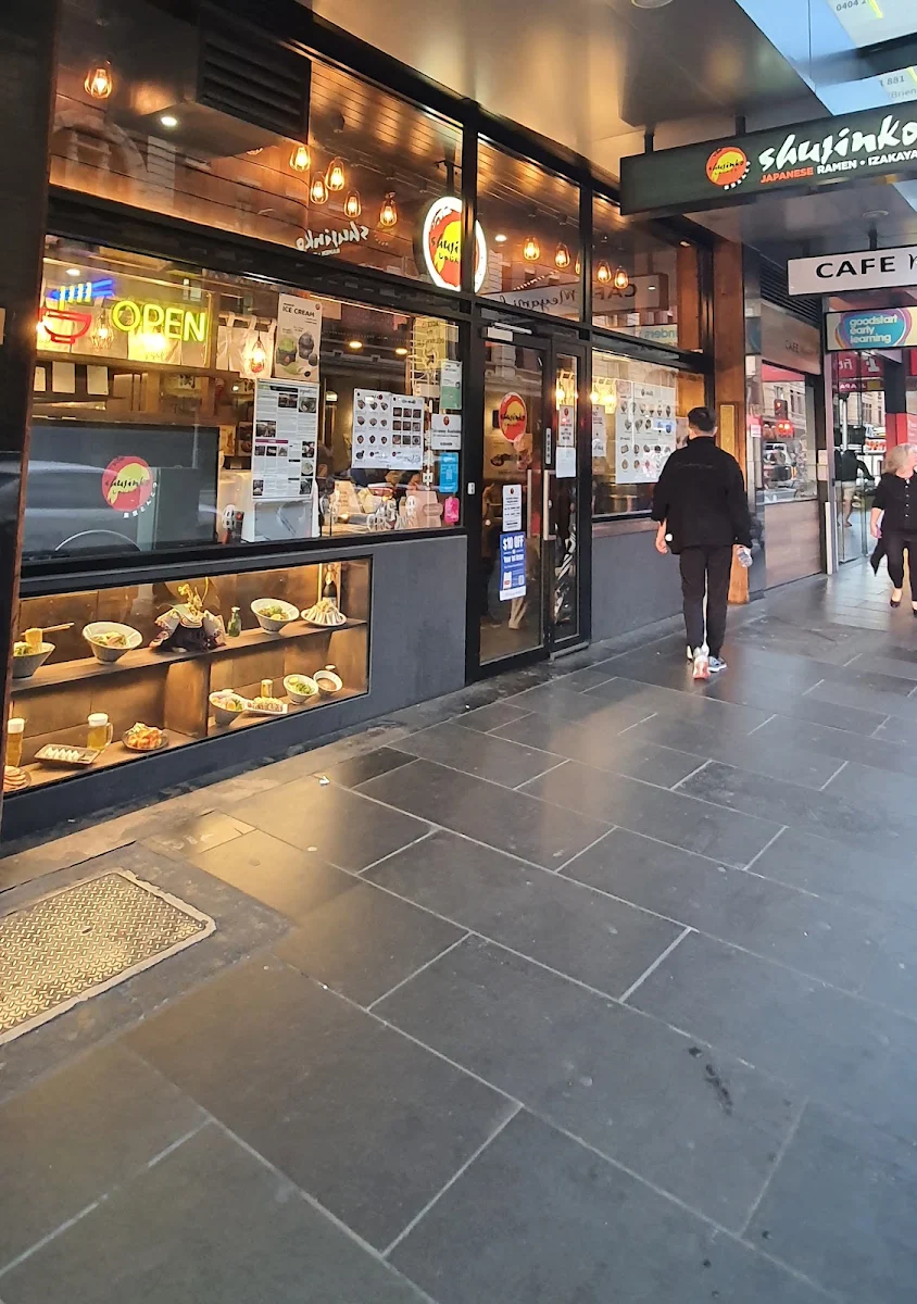 Vibe, Shujinko Ramen Russell