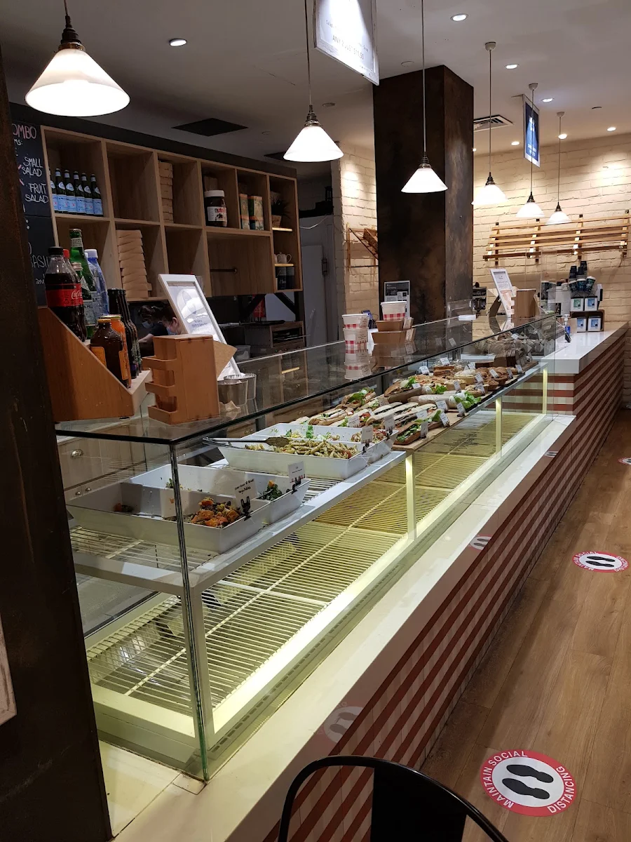 Vibe, Delisse French Café & Office Catering