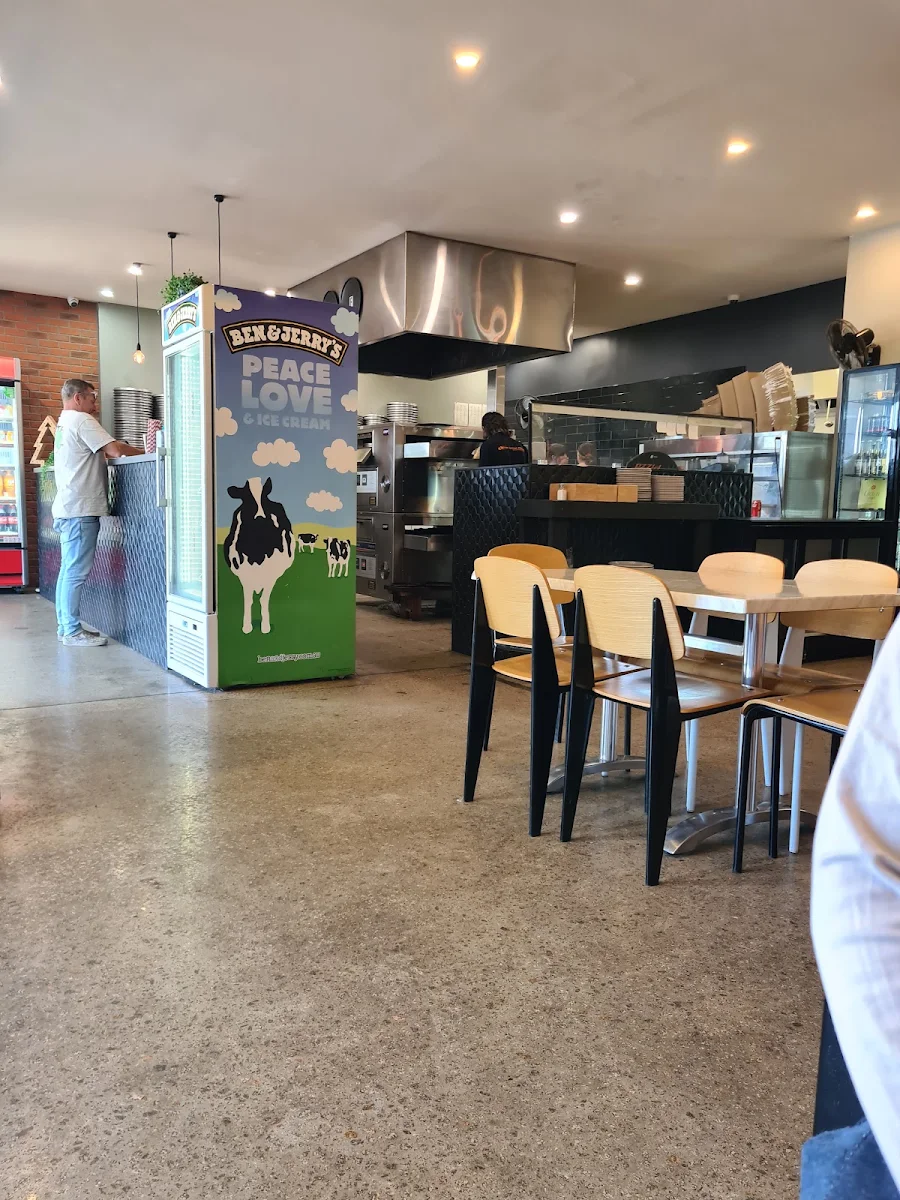 Vibe, Xpress Gourmet Pizza & Pasta Rye