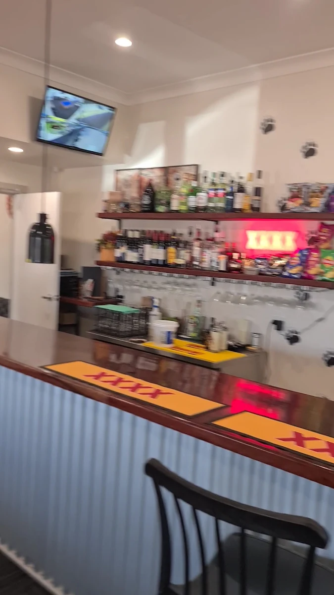 Vibe, THE NORTHY BACK O' BOURKE HOTEL