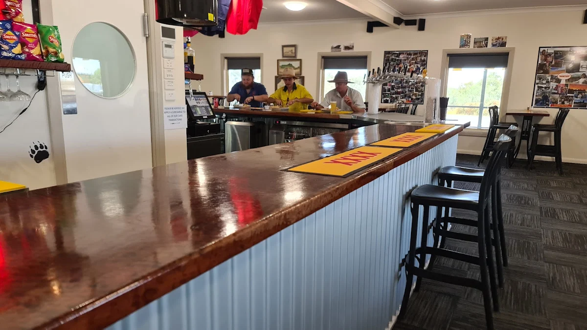 Vibe, THE NORTHY BACK O' BOURKE HOTEL