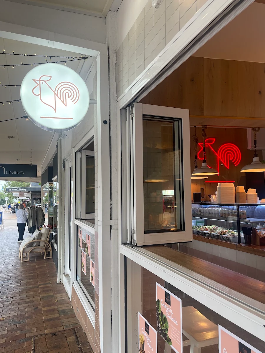 Vibe, Main Grill Chicken, Salads, Burgers, Souvlaki’s, HSP’s and Kebabs