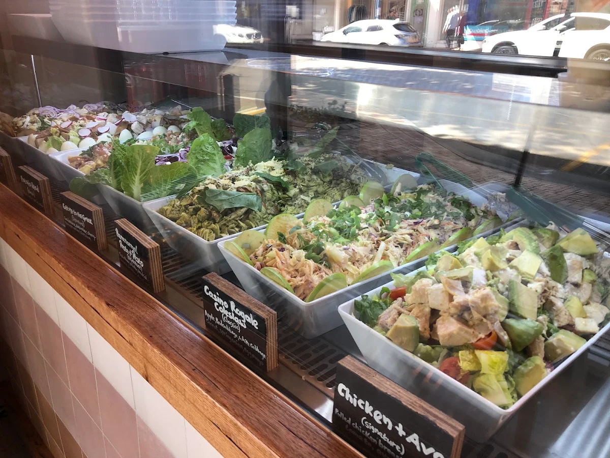 Vibe, Main Grill Chicken, Salads, Burgers, Souvlaki’s, HSP’s and Kebabs