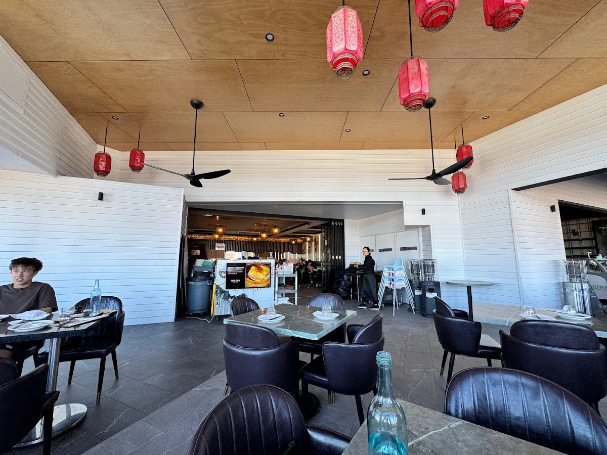Vibe, Yum Cha Gallery