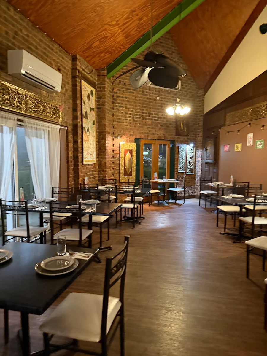 Vibe, Som Tam Thai Restaurant