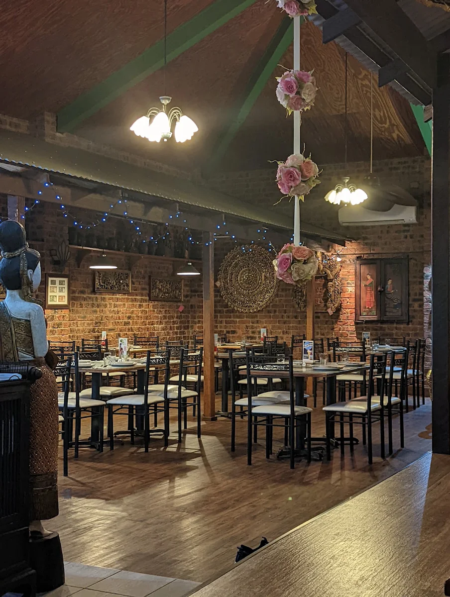 Vibe, Som Tam Thai Restaurant