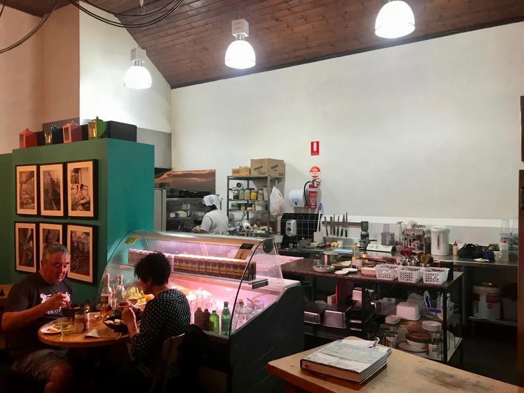 Vibe, Yuni's Kitchen