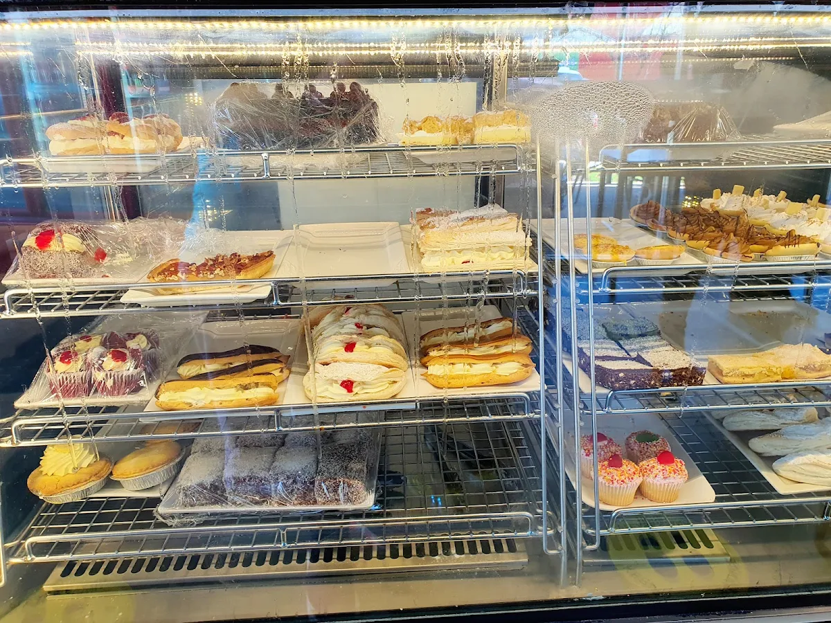 Vibe, Tumut's "Pie in the Sky" Bakery