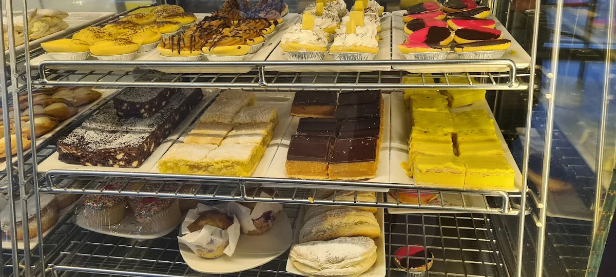 Vibe, Tumut's "Pie in the Sky" Bakery
