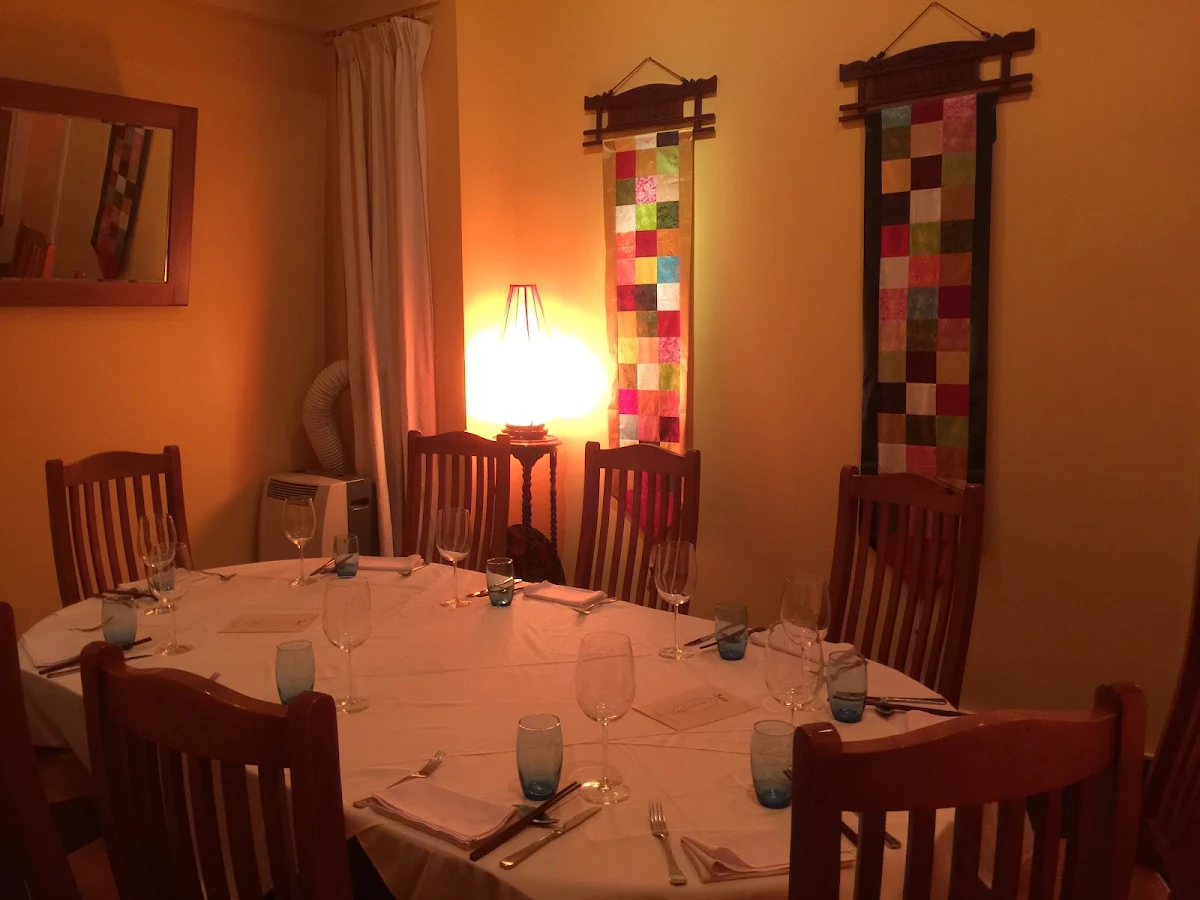 Vibe, Tran's Restaurant