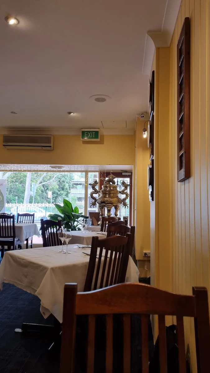 Vibe, Tran's Restaurant