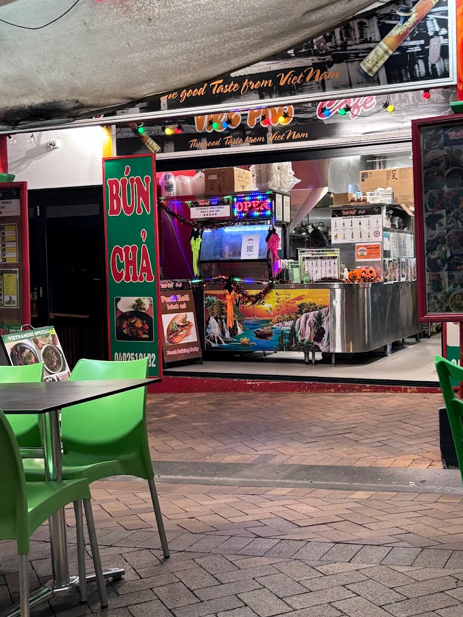 Vibe, Viet Pho Cafe