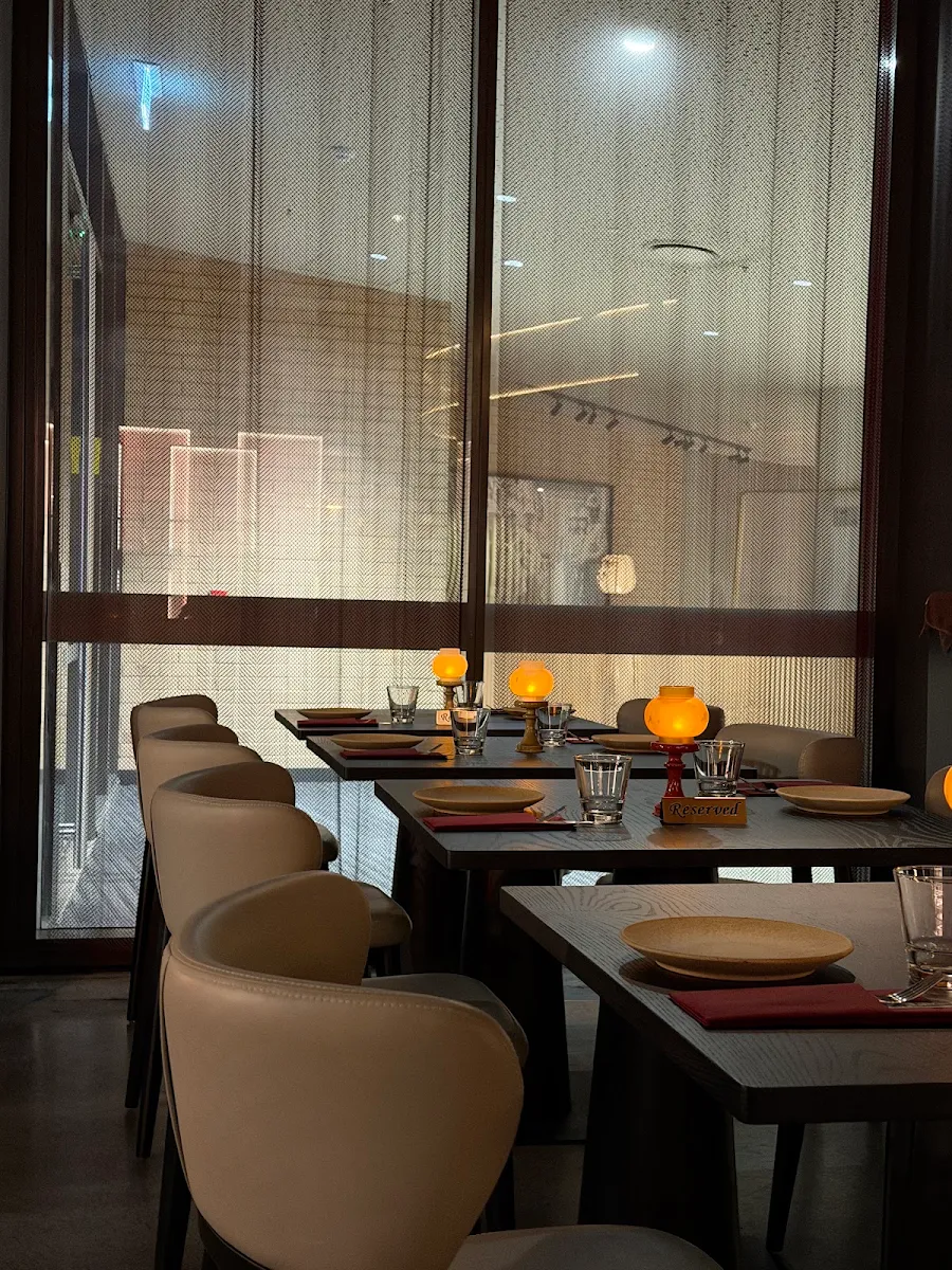 Vibe, 雍 | Eon Restaurant
