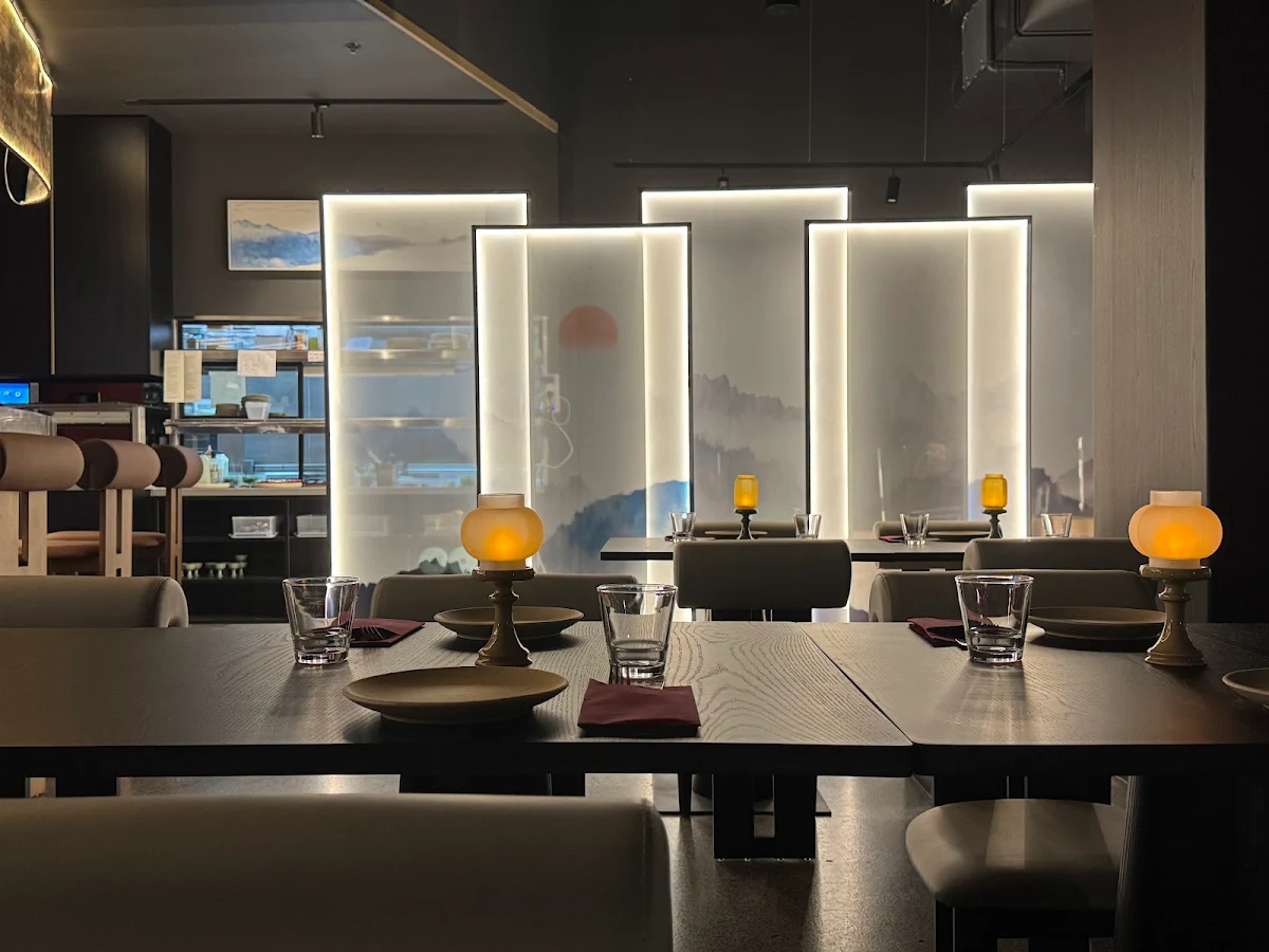 Vibe, 雍 | Eon Restaurant