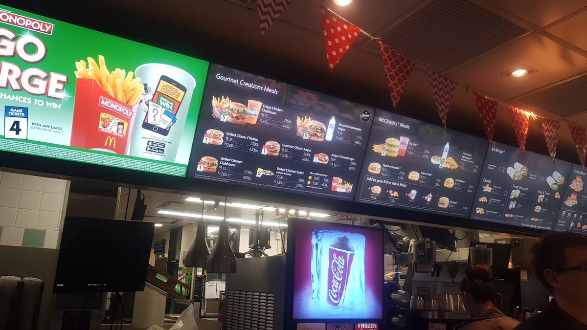 Menu, McDonald's Hervey Bay