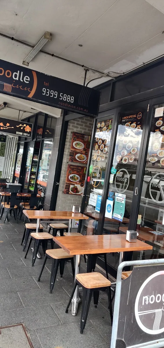Vibe, Noodle Inn Asian Fusion