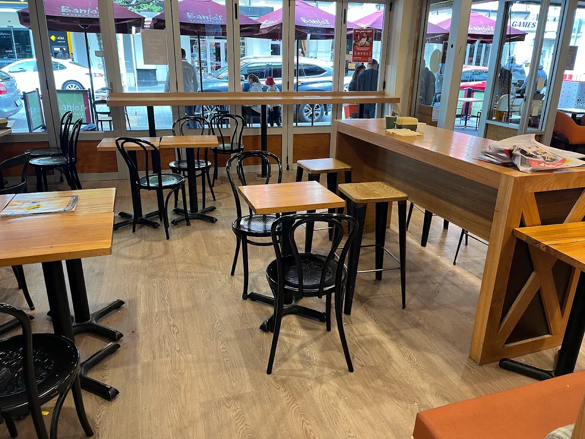 Vibe, Banjo’s Bakery Café – Launceston