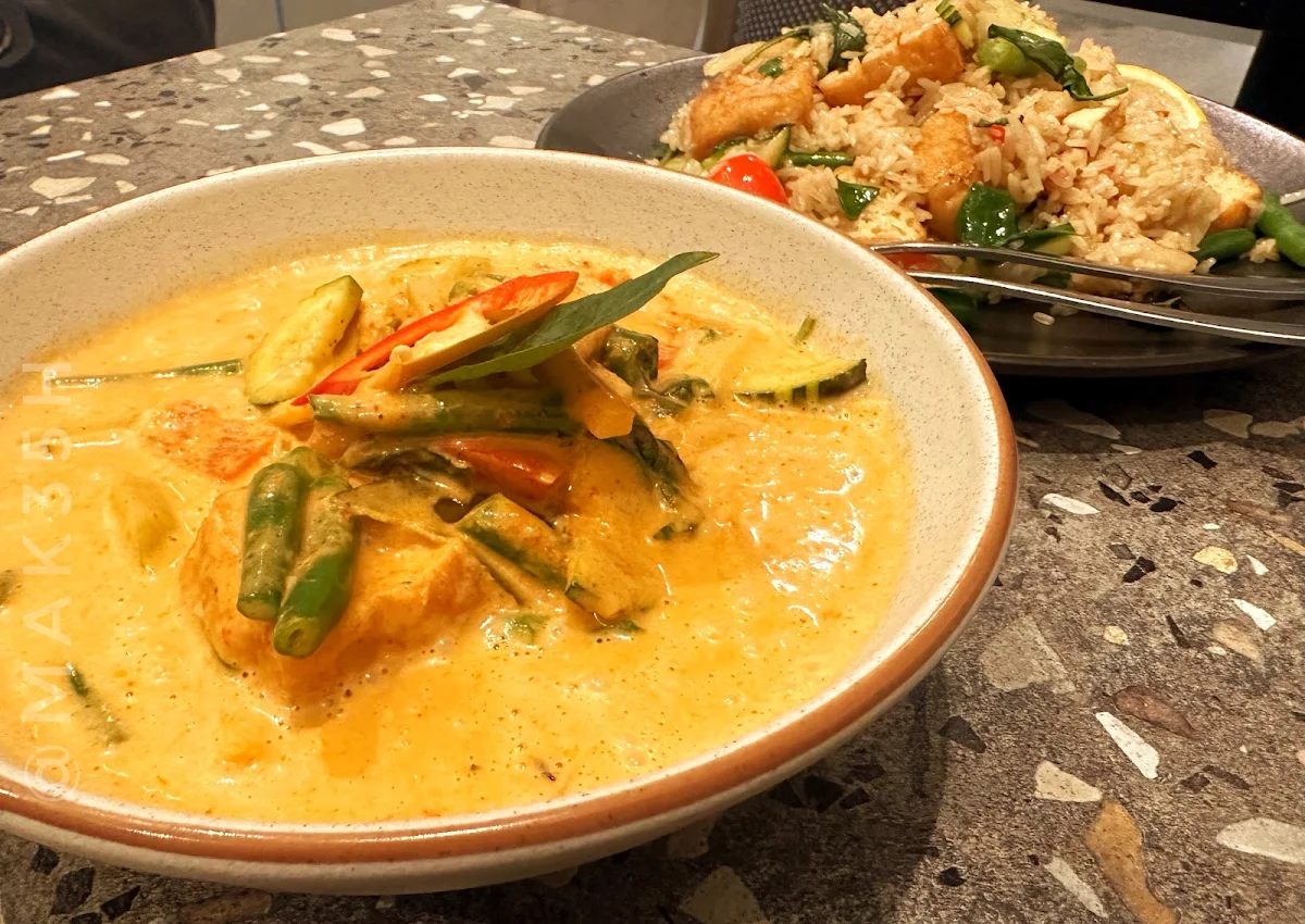 Food & drink, Sixnature Thai