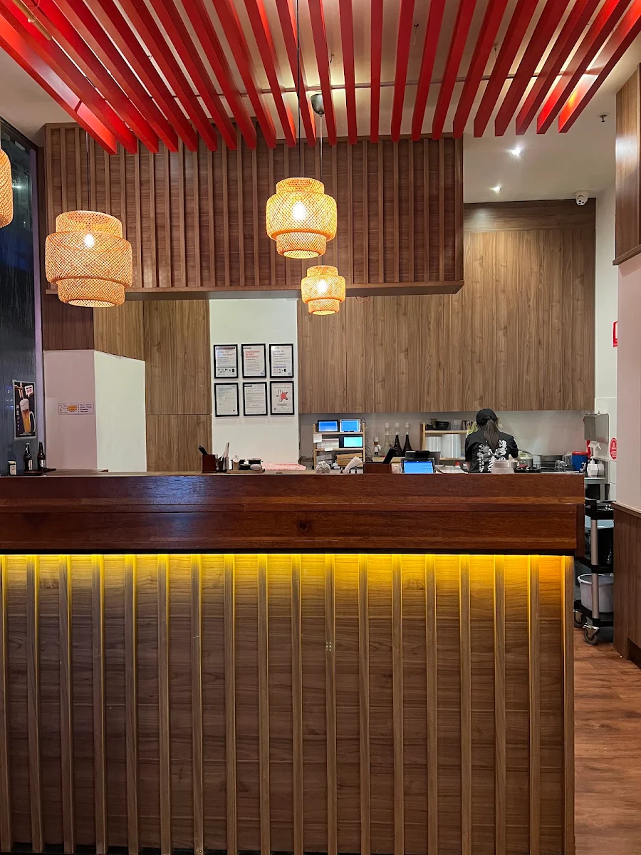 Vibe, Hakata Gensuke Healeys Lane