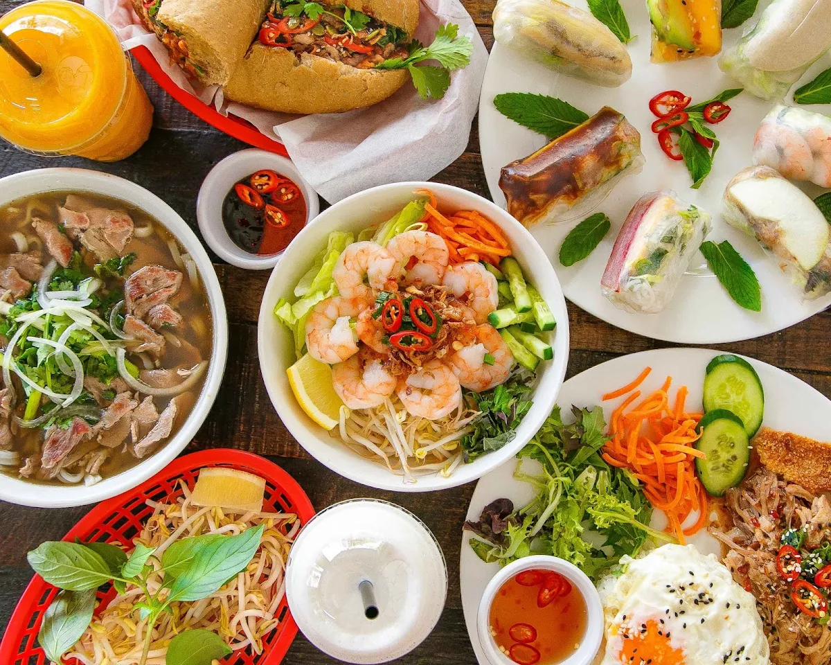 Food & drink, Great Aunty Three