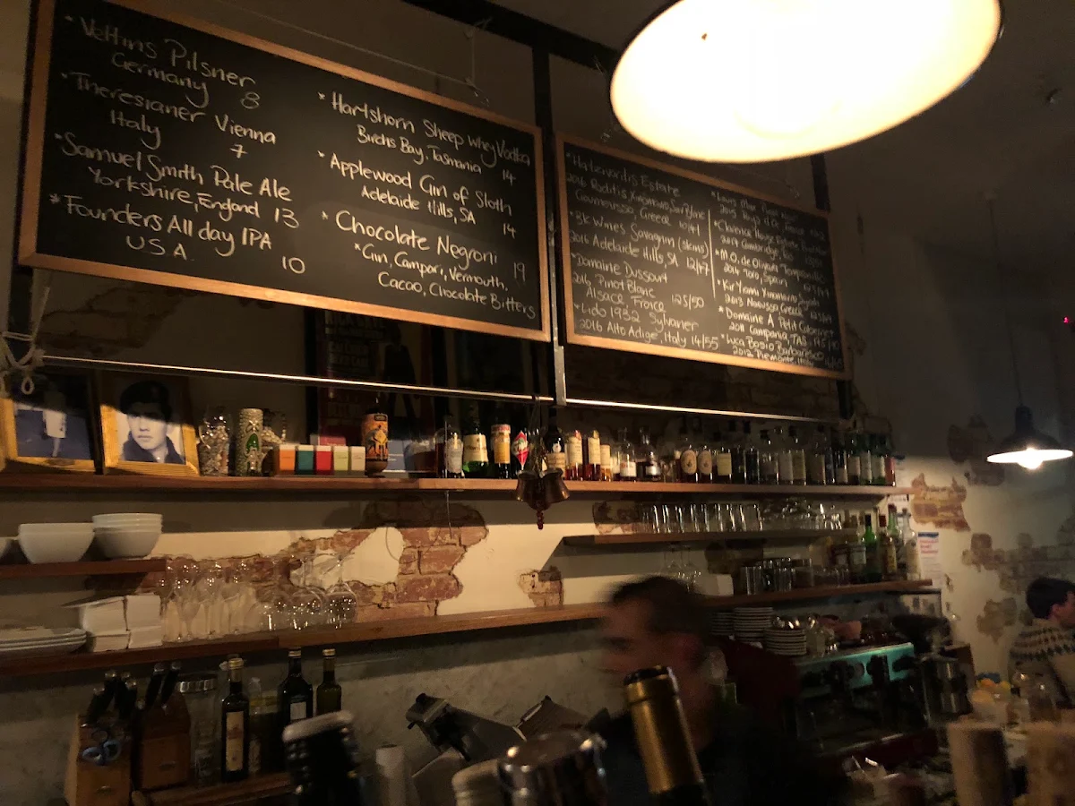 Menu, Barkley Johnson