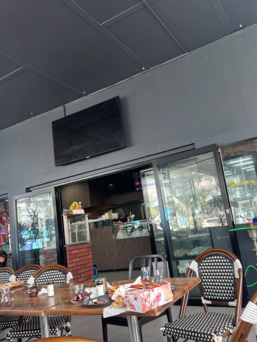 Vibe, Chubby Buns Burgers Lansvale