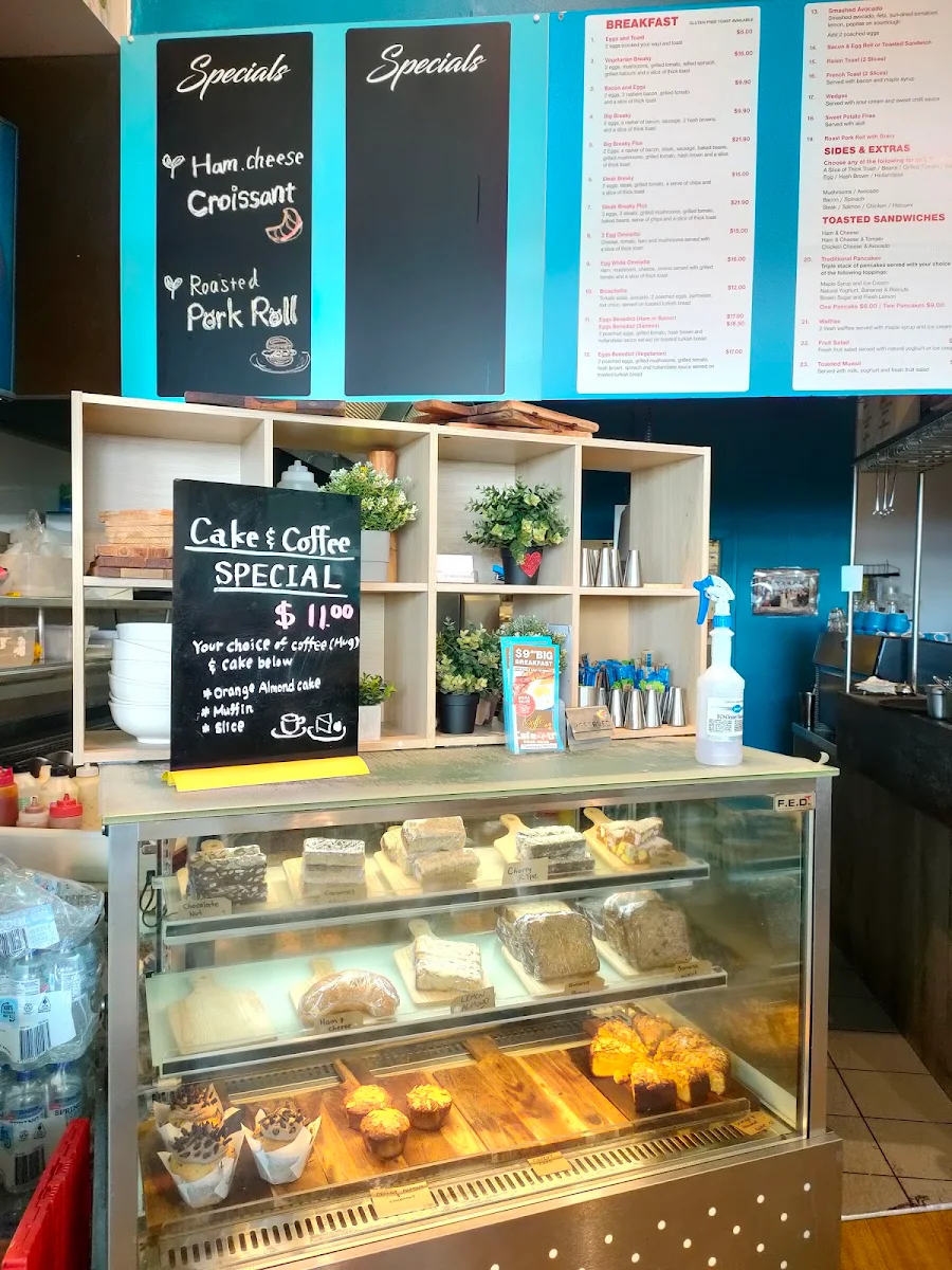Vibe, CAFE 4 U