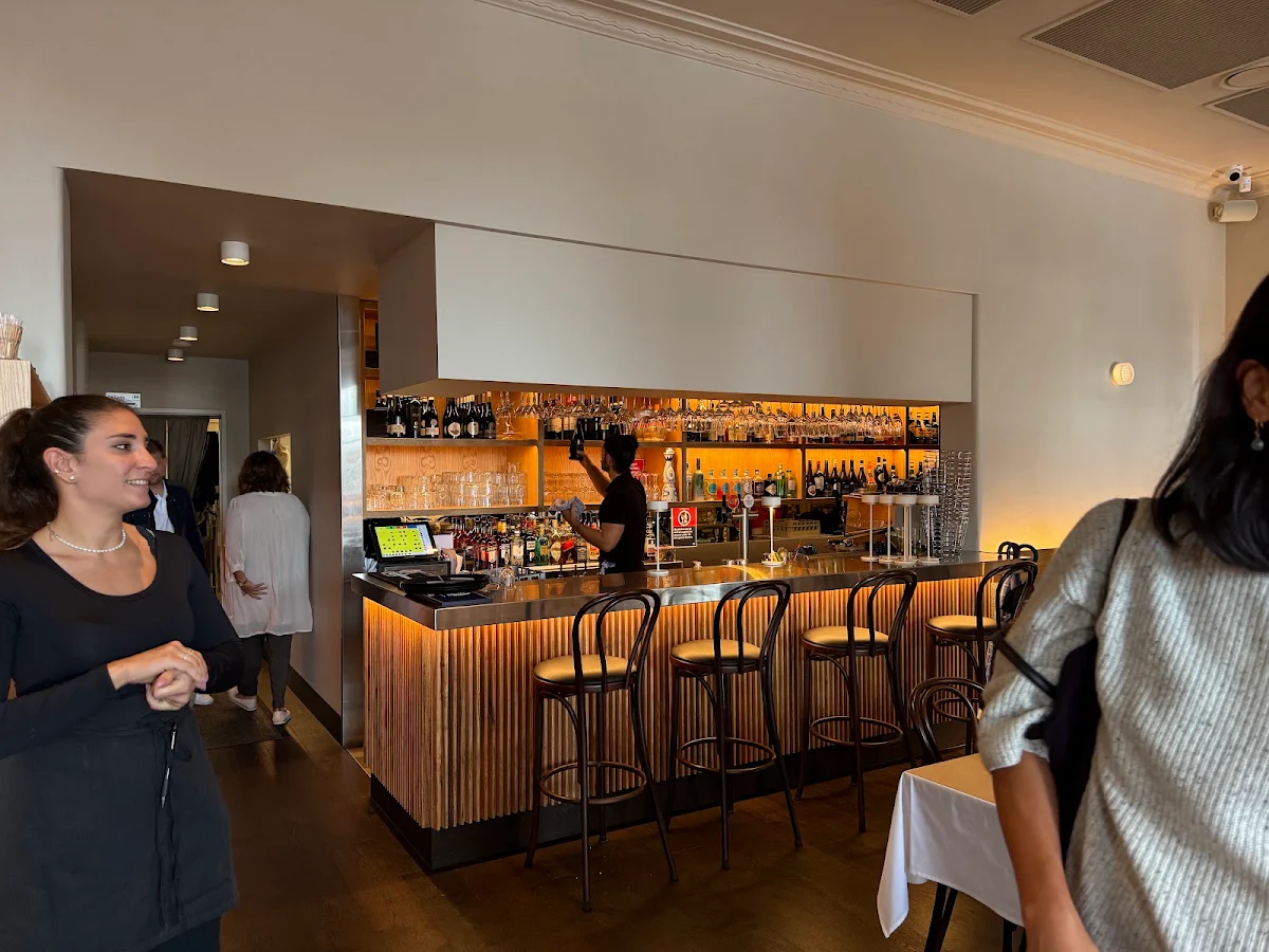 Vibe, Little Sicily Ristorante