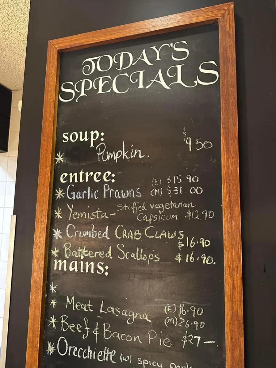 Menu, Lincolnshire Arms Hotel