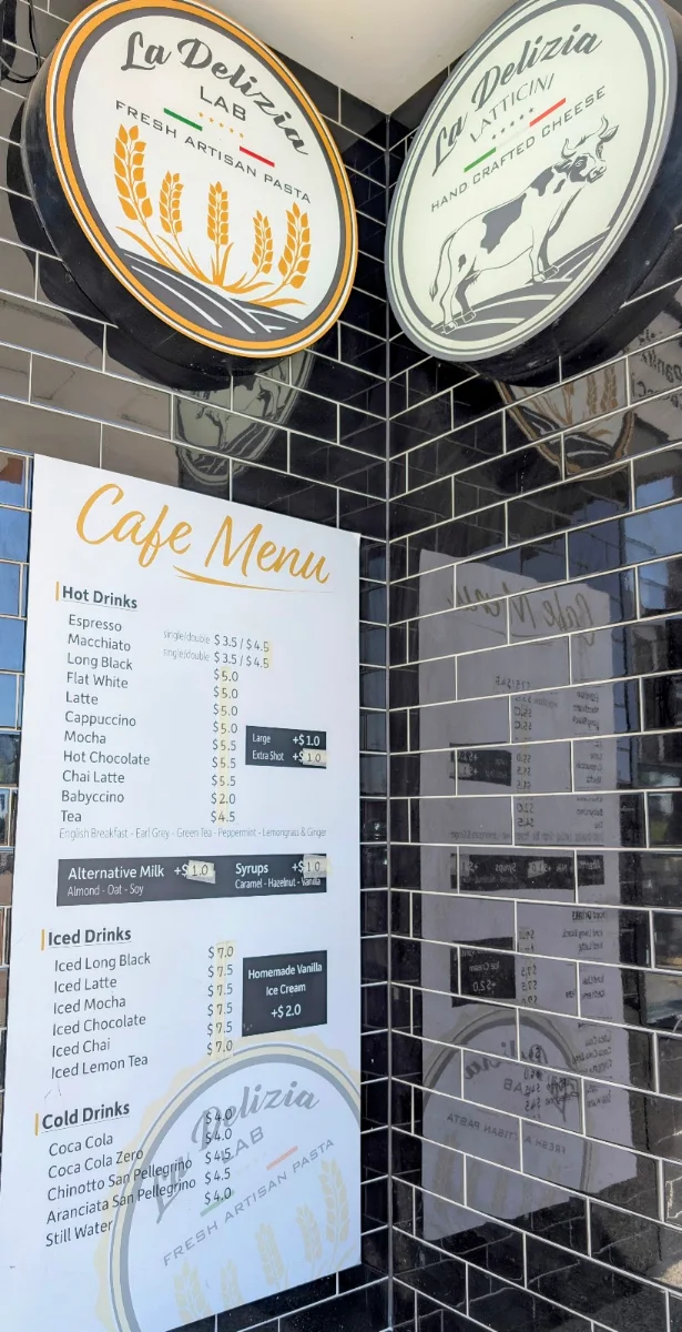 Menu, La Delizia Cafe