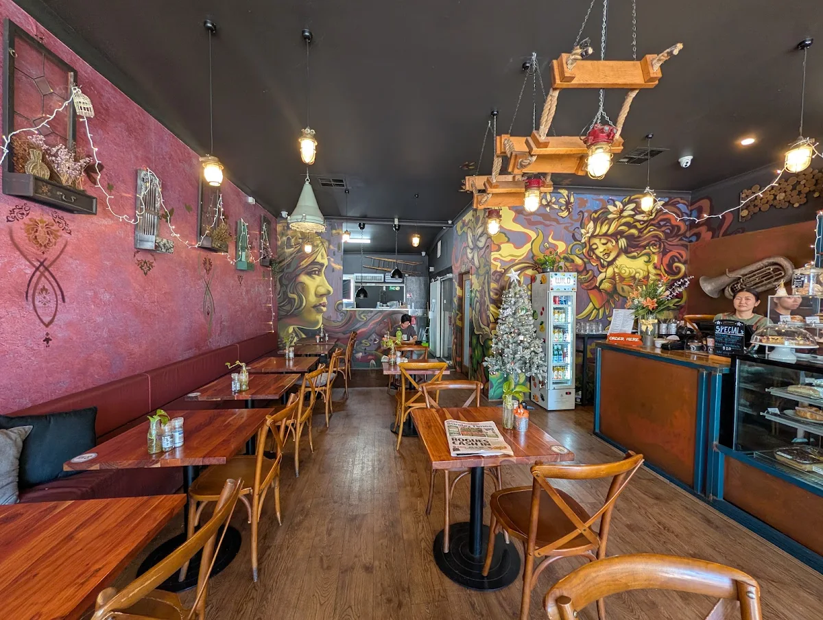 Vibe, The Daily Pour Kitchen