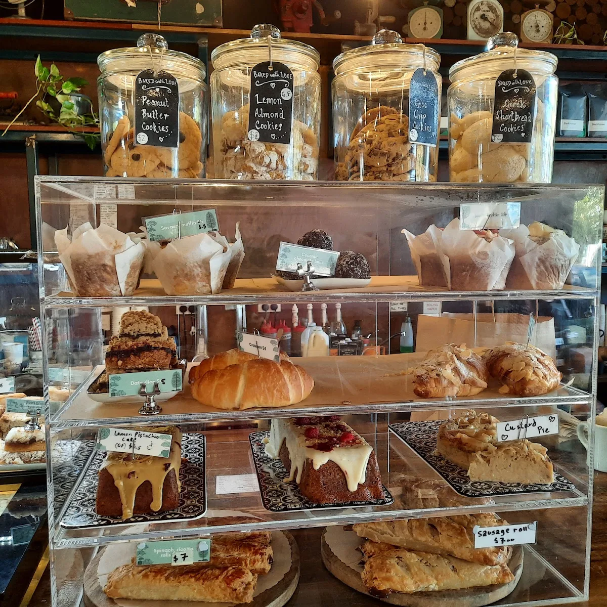 Vibe, The Daily Pour Kitchen