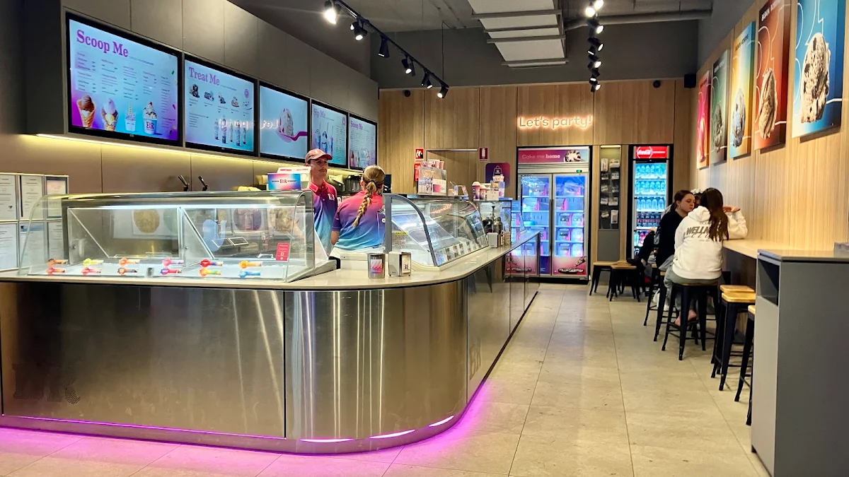 Vibe, Baskin-Robbins Surfers Paradise