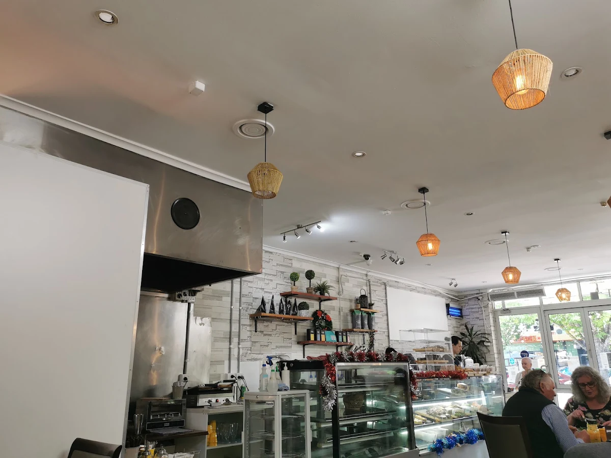 Vibe, Palistha cafe