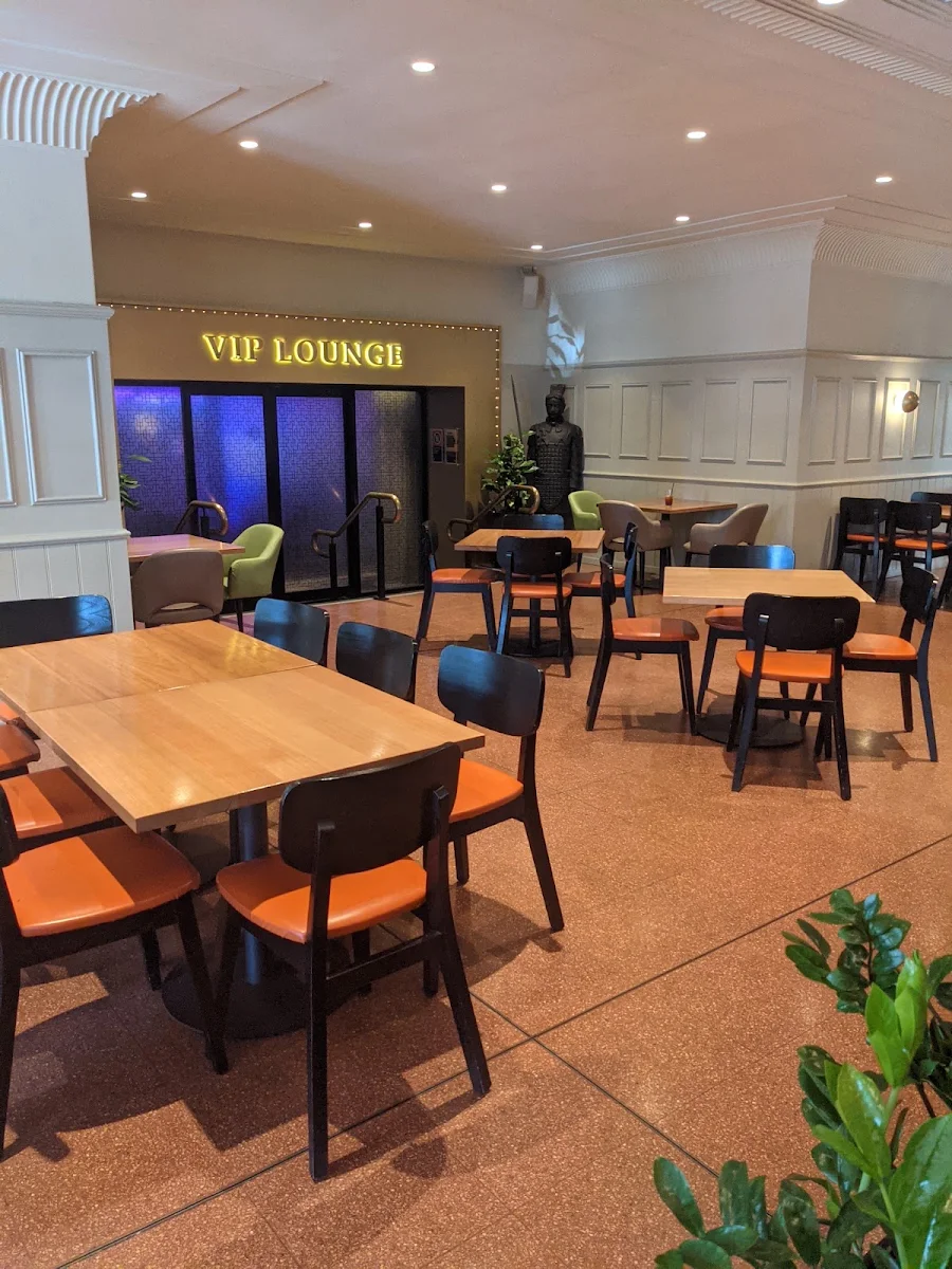 Vibe, Eastwood Hotel