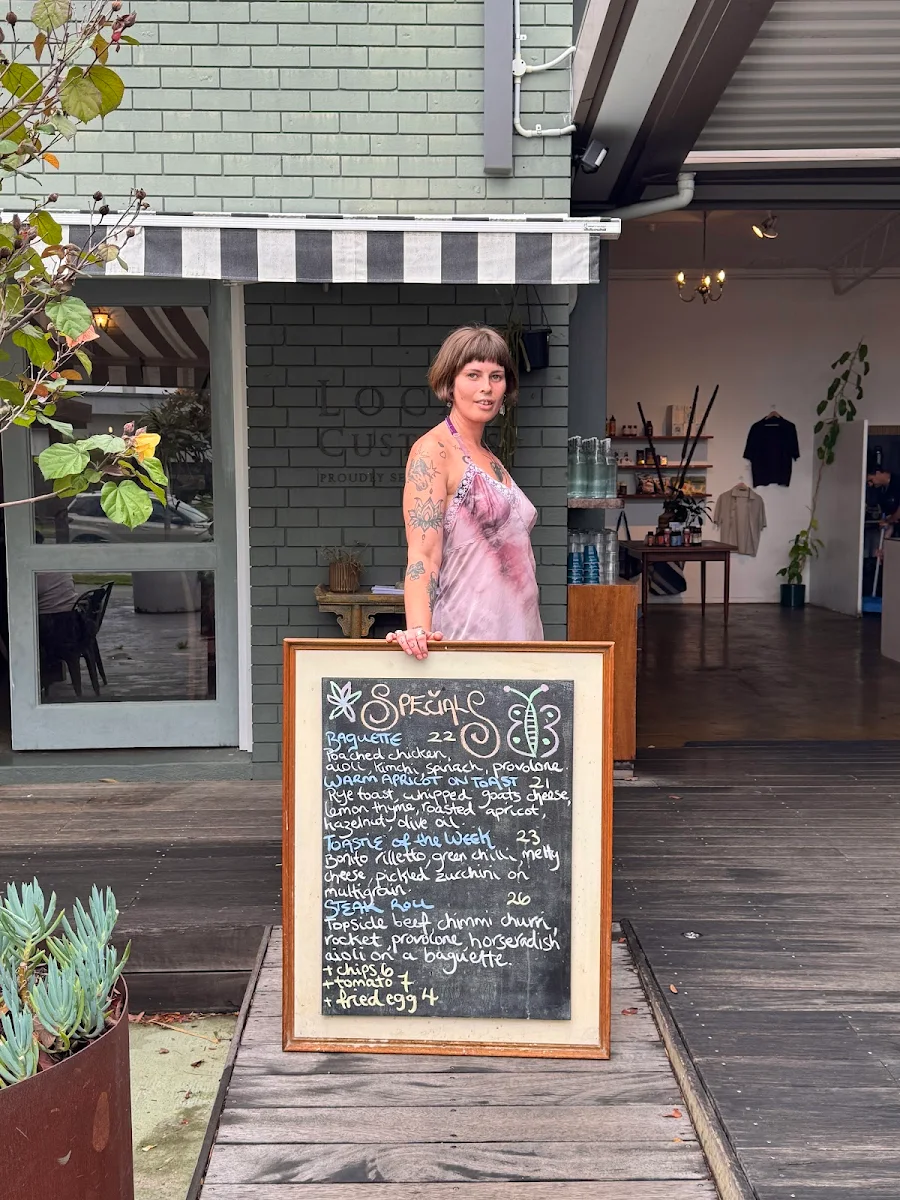 Menu, Local Customs