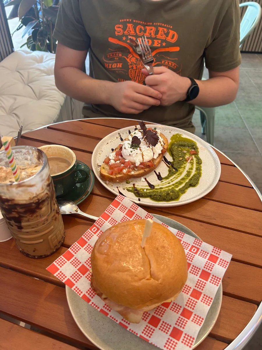 Food & drink photo 5