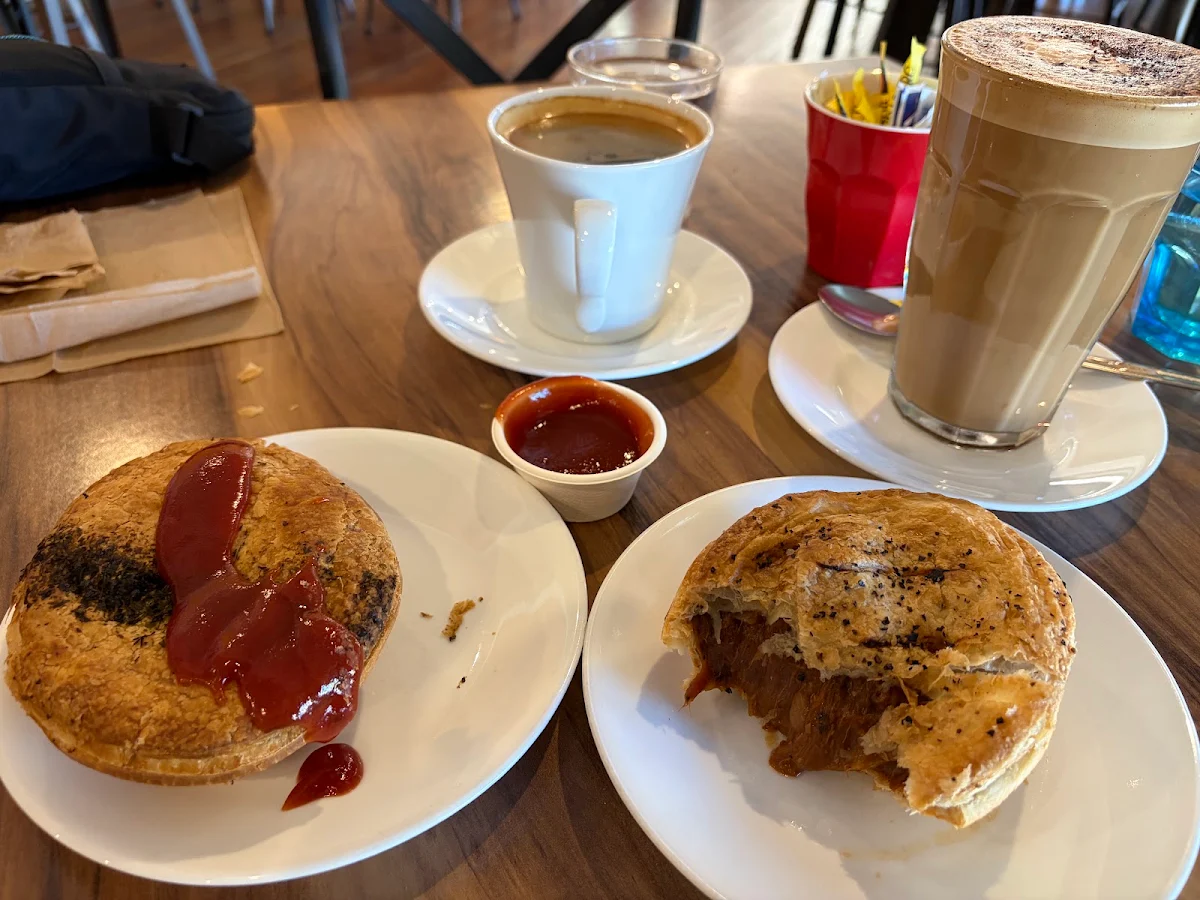 Food & drink, Mountain High Pies
