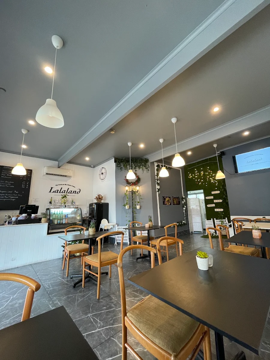 Vibe, Lalaland Cafe and Korean Restaurant